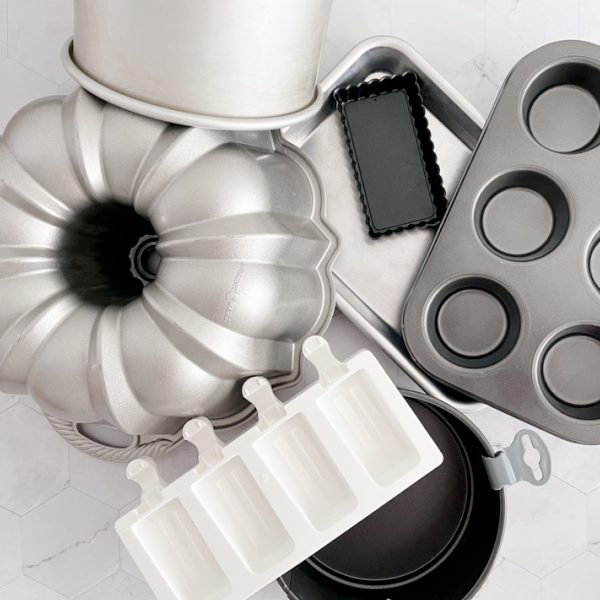 Planeta repostero - Rellenos, azúcares, pasta para cubrir tortas, chocolates, dulces, colorantes, mantecas, cremas, bandejas, picos, mangas, moldes, entre otras cosas para repostería.